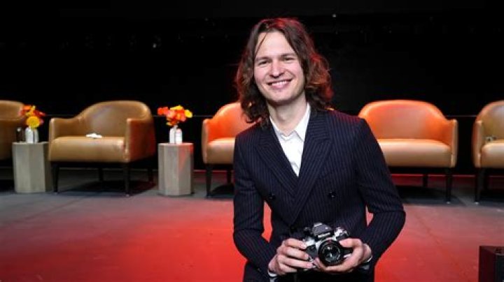 Ansel Elgort's Japanese Language Skills: Unveiling The Mystery