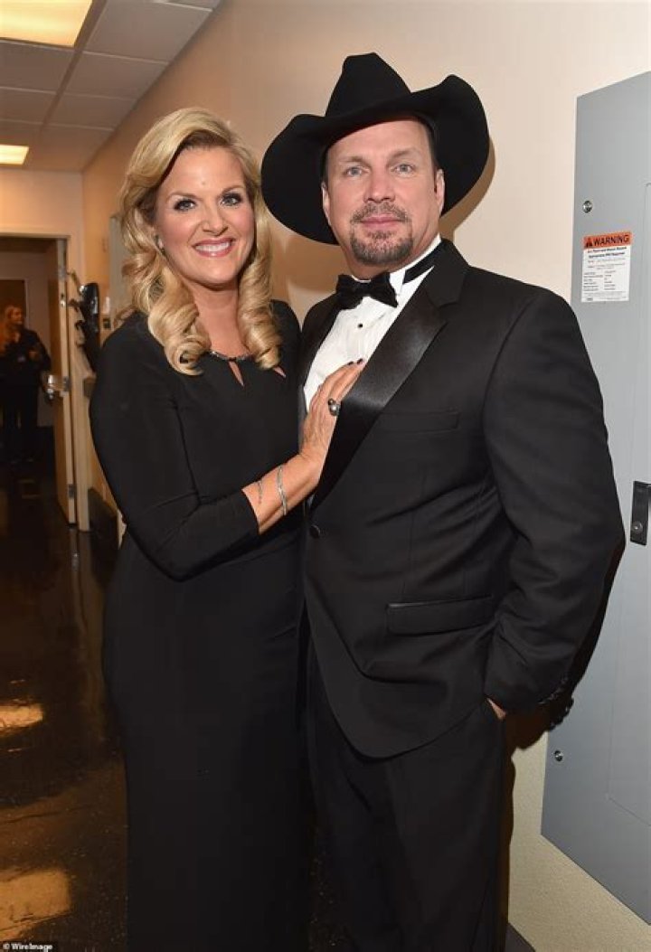 The Untold Truth About Garth Brooks And Trisha Yearwood's Marriage