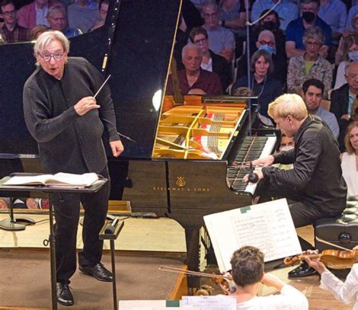 Unveiling The Captivating Connection Between Alexander Malofeev's Height And His Artistry