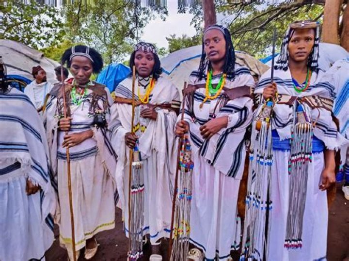 Unveiling The Secrets Of Lucy Liu's Enduring Marriage: Insights And Discoveries